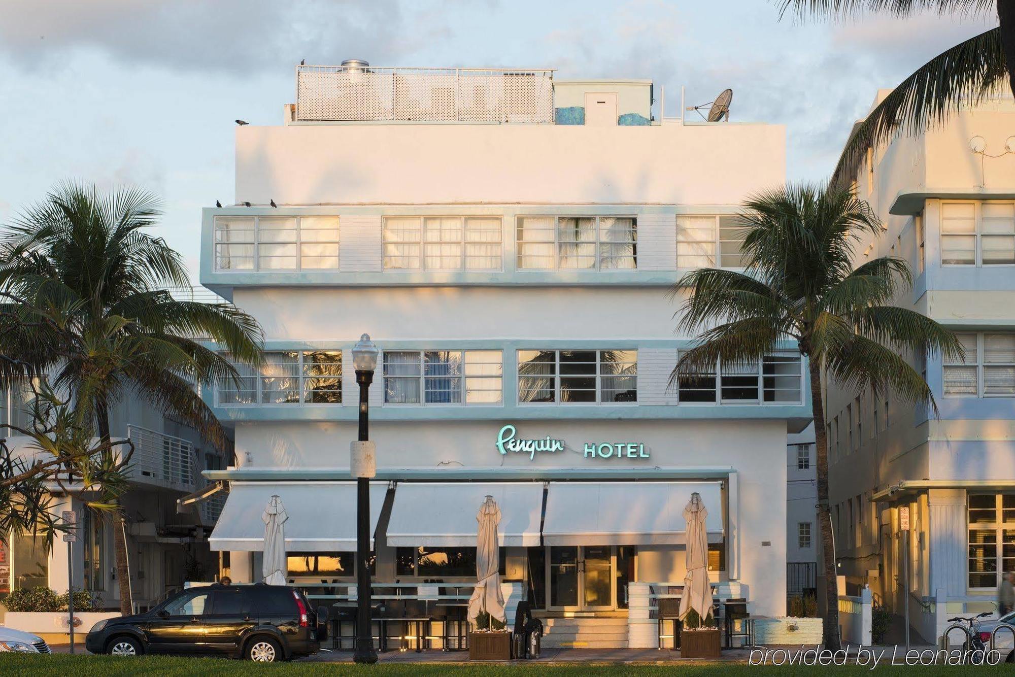 Penguin Hotel Miami Beach